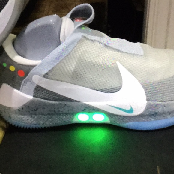 Nike E.A.R.L BB - Picture 2 of 5